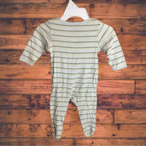5 for $25🔥3-6 Months Circo Grey Striped Footie Pajama Jumpsuit - Picture 3 of 5